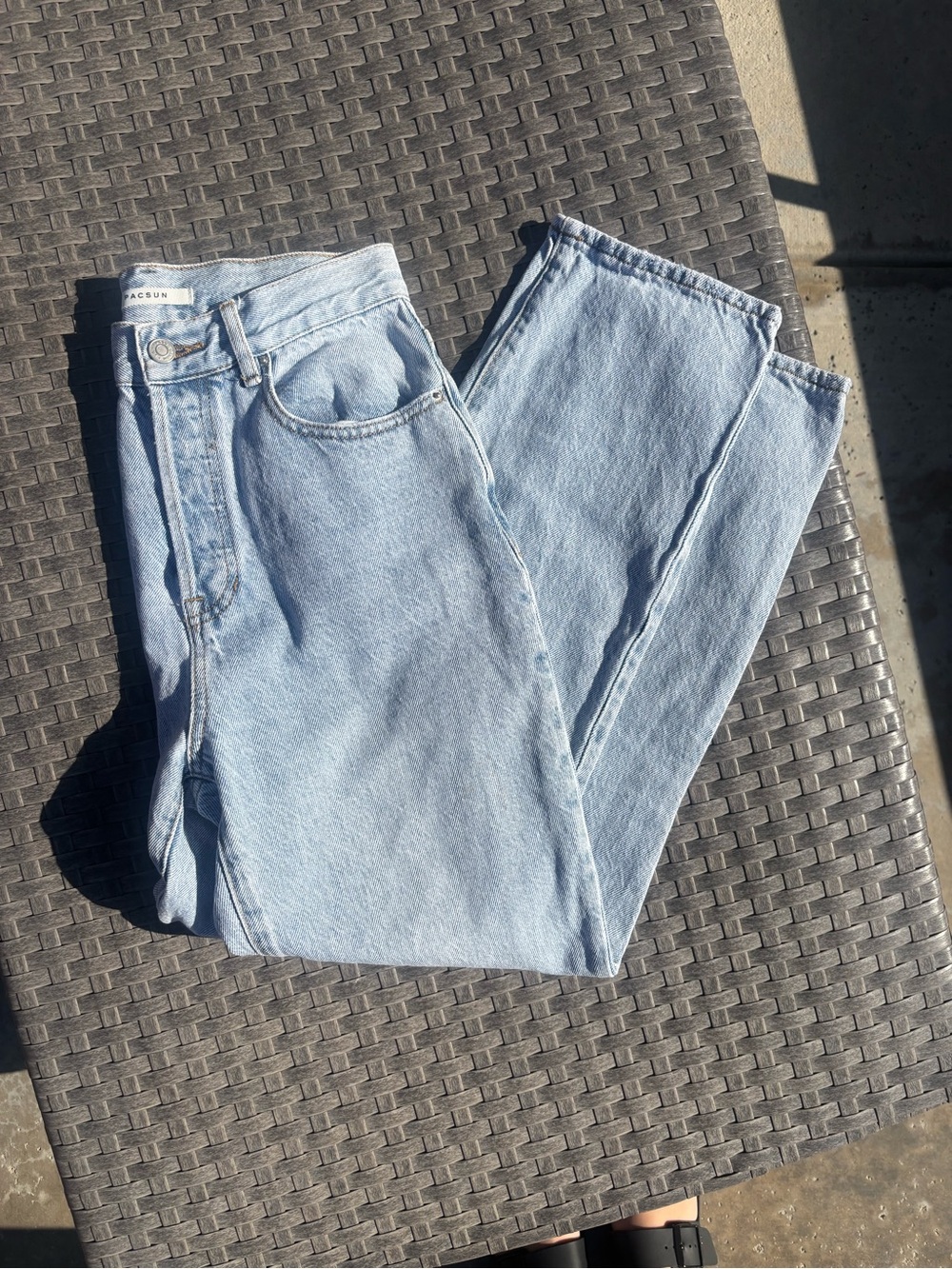 Light Wash PacSun Jeans - Picture 3 of 3
